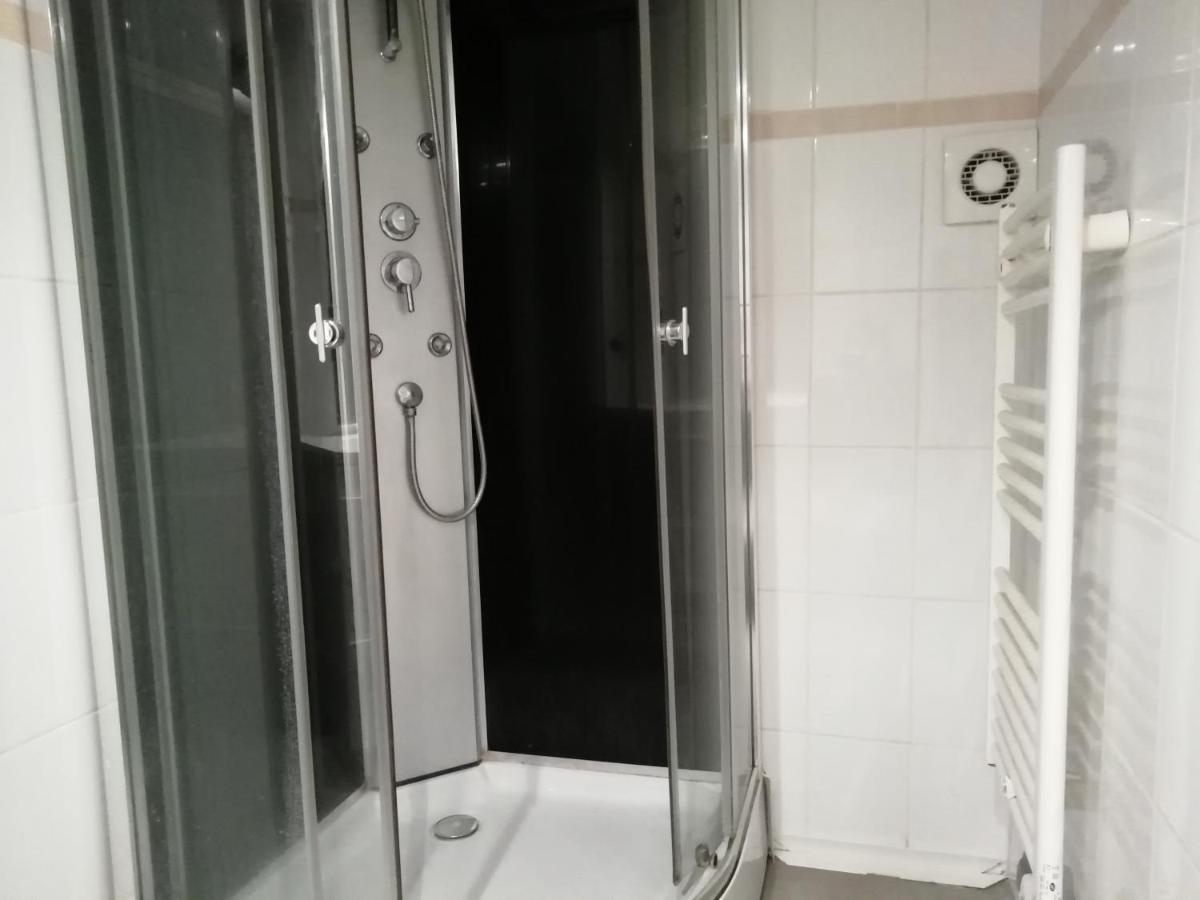 L'Eden Quercynois Apartment Суяк Екстериор снимка